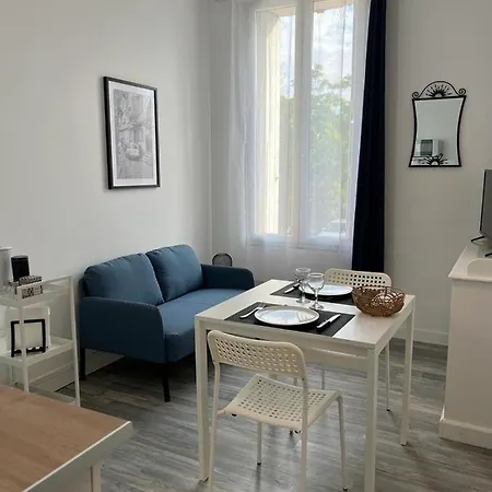 Aptcitystay Apartment *